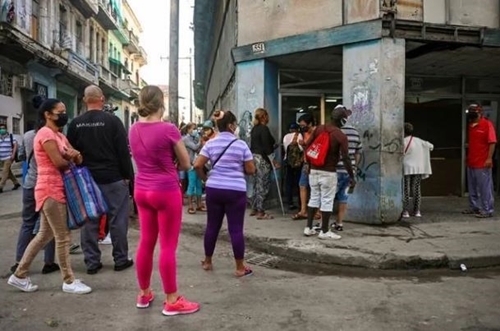 Cuba autoriza inversión extranjera en comercio mayorista y minorista