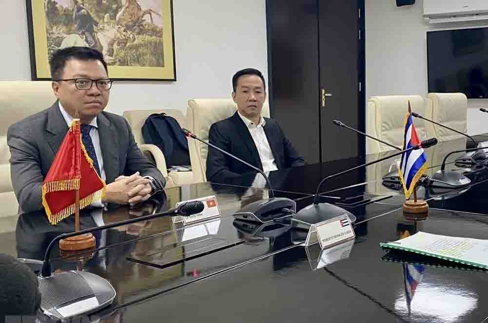 Vietnam y Cuba impulsan lazos en materia de comunicación